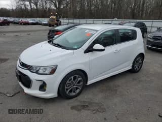 ✅ 2018 Chevrolet Sonic LT • VIN: 1G1JD6SB8J4112882 • Лот: 50329714. Опубликован ранее на Copart с пробегом 92 192 миль. Бесплатный доступ к архиву аукционных продаж из США и подробный отчёт об истории автомобиля на DreamBid. Изображение 1.