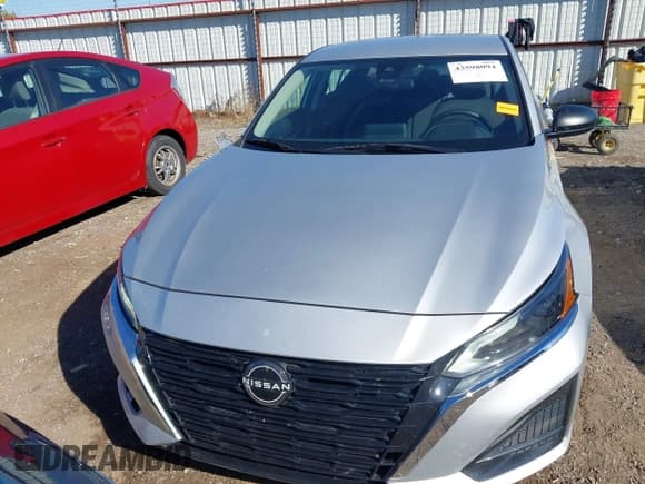 ✅ 2024 Nissan Altima SV • VIN: 1N4BL4DV3RN420712 • Lot: 43598094. Listed on IAAI with 28,173 mi. Free auction sales archive from the USA and detailed vehicle history report at DreamBid. Image 12.