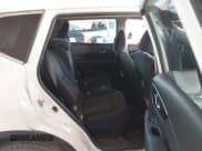 ✅ 2017 Nissan Rogue SV • VIN: KNMAT2MV2HP608733 • Lot: 43625949. Wystawiony na IAAI z przebiegiem 136 058 mil. Bezpłatny archiwum sprzedaży aukcyjnych z USA i szczegółowy raport historii pojazdu na DreamBid. Zdjęcie 8.