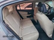 ✅ 2013 Chrysler 200 LX • VIN: 1C3CCBABXDN705708 • Lot: 95627615. Wystawiony na Copart z przebiegiem 167 774 mil. Bezpłatny archiwum sprzedaży aukcyjnych z USA i szczegółowy raport historii pojazdu na DreamBid. Zdjęcie 10.