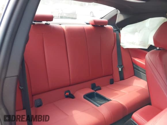 ✅ 2015 BMW 2 Series M235i xDrive • VIN: WBA1J9C58FVX99239 • Lot: 42623966. Wystawiony na IAAI z przebiegiem 80 160 mil. Bezpłatny archiwum sprzedaży aukcyjnych z USA i szczegółowy raport historii pojazdu na DreamBid. Zdjęcie 8.