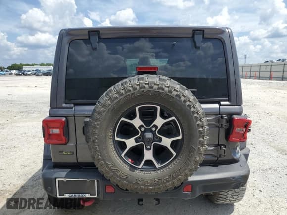 ✅ 2021 Jeep Wrangler Unlimited Rubicon • VIN: 1C4JJXFM8MW701876 • Lot: 65555315. Wystawiony na Copart z przebiegiem 100 411 mil. Bezpłatny archiwum sprzedaży aukcyjnych z USA i szczegółowy raport historii pojazdu na DreamBid. Zdjęcie 6.
