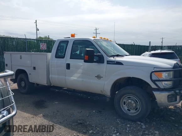 ✅ 2014 Ford F-250 • VIN: 1FD7X2BT1EEA74742 • Lot: 41937930. Listed on IAAI with 268,877 mi. Free auction sales archive from the USA and detailed vehicle history report at DreamBid. Image 13.