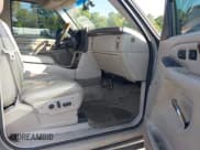 ✅ 2004 Cadillac Escalade • VIN: 1GYEK63N14R200973 • Lot: 42926800. Listed on IAAI with 261,068 mi. Free auction sales archive from the USA and detailed vehicle history report at DreamBid. Image 5.