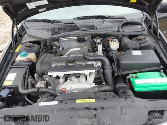 ✅ 2004 Volvo C70 • VIN: YV1NC63D44J050103 • Lot: 41724817. Listed on IAAI with 62,686 mi. Free auction sales archive from the USA and detailed vehicle history report at DreamBid. Image 10.