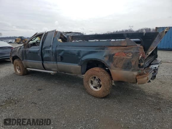 ✅ 2004 Ford F-350 XL • VIN: 1FTSX31P64EB36563 • Lot: 45367675. Listed on Copart with 139,586 mi. Free auction sales archive from the USA and detailed vehicle history report at DreamBid. Image 2.
