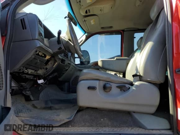 ✅ 2003 Ford F-250 XL • VIN: 1FTNX21F53EB05494 • Lot: 84382085. Listed on Copart with 242,684 mi. Free auction sales archive from the USA and detailed vehicle history report at DreamBid. Image 7.