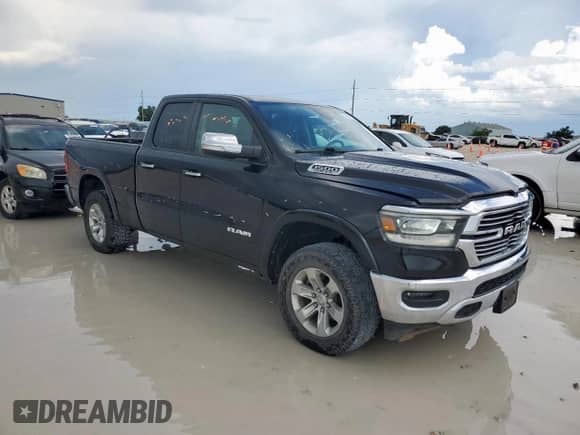 2020 Ram 1500 Laramie with VIN 1C6RREDT3LN152321, listed as a Copart auction lot 62487735 with 86,441 mi miles and Salvage title. Bid and sale history available at DreamBid. Image 4.