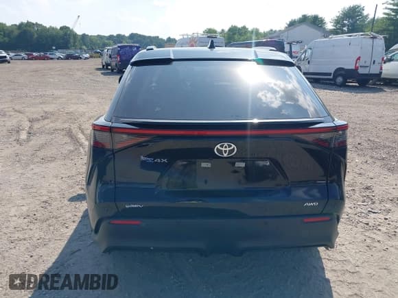 ✅ 2024 Toyota bZ4X Limited • VIN: JTMABACA9RA084576 • Lot: 42742999. Listed on IAAI with 3,188 mi. Free auction sales archive from the USA and detailed vehicle history report at DreamBid. Image 17.