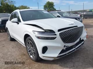 ✅ 2022 Genesis GV70 2.5T • VIN: KMUMADTB2NU069529 • Lot: 43467768. Wystawiony na IAAI z przebiegiem 45 922 mil. Bezpłatny archiwum sprzedaży aukcyjnych z USA i szczegółowy raport historii pojazdu na DreamBid. Zdjęcie 1.