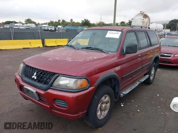 ✅ 2002 Mitsubishi Montero Sport ES • VIN: JA4MT21H52J051672 • Lot: 43464194. Wystawiony na IAAI z przebiegiem 245 873 mil. Bezpłatny archiwum sprzedaży aukcyjnych z USA i szczegółowy raport historii pojazdu na DreamBid. Zdjęcie 6.
