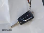 ✅ 2020 Toyota Camry SE • VIN: 4T1G11AK2LU882203 • Lot: 43458041. Wystawiony na IAAI z przebiegiem 180 472 mil. Bezpłatny archiwum sprzedaży aukcyjnych z USA i szczegółowy raport historii pojazdu na DreamBid. Zdjęcie 11.