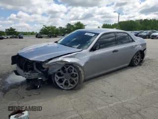 ✅ 2016 Chrysler 300 S • VIN: 2C3CCABT4GH216929 • Lot: 56016455. Listed on Copart with 95,087 mi. Free auction sales archive from the USA and detailed vehicle history report at DreamBid. Image 1.