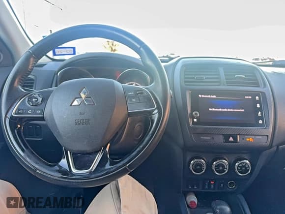 ✅ 2018 Mitsubishi Outlander SE • VIN: JA4AP3AW4JU012239 • Lot: 96838055. Listed on Copart with 150,628 mi. Free auction sales archive from the USA and detailed vehicle history report at DreamBid. Image 9.