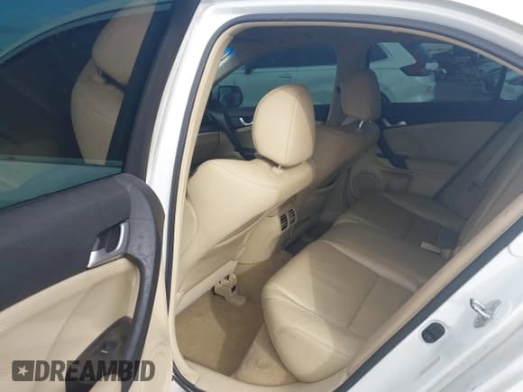 ✅ 2012 Acura TSX • VIN: JH4CU2F40CC014571 • Lot: 43580975. Wystawiony na IAAI z przebiegiem 85 743 mil. Bezpłatny archiwum sprzedaży aukcyjnych z USA i szczegółowy raport historii pojazdu na DreamBid. Zdjęcie 8.