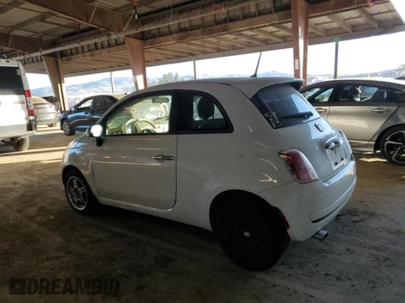 ✅ 2015 FIAT 500 Pop • VIN: 3C3CFFARXFT663264 • Lot: 88175755. Listed on Copart with 138,383 mi. Free auction sales archive from the USA and detailed vehicle history report at DreamBid. Image 2.