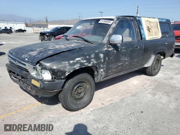 ✅ 1990 Toyota Pickup • VIN: JT4RN81A8L0045321 • Lot: 61399095. Listed on Copart with 238,214 mi. Free auction sales archive from the USA and detailed vehicle history report at DreamBid. Image 1.
