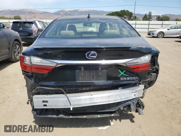 ✅ 2018 Lexus ES 300h • VIN: JTHBW1GG3J2186931 • Lot: 69934855. Listed on Copart with 83,797 mi. Free auction sales archive from the USA and detailed vehicle history report at DreamBid. Image 6.