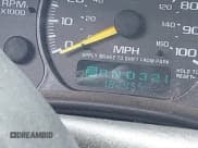 ✅ 2000 Chevrolet Suburban LS • VIN: 3GNFK16T7YG126026 • Лот: 42735081. Опубликован ранее на IAAI с пробегом 182 455 миль. Бесплатный доступ к архиву аукционных продаж из США и подробный отчёт об истории автомобиля на DreamBid. Изображение 15.