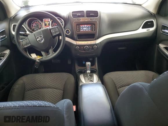 ✅ 2020 Dodge Journey SE Value • VIN: 3C4PDCAB1LT199720 • Лот: 71611075. Опубликован ранее на Copart с пробегом 69 063 миль. Бесплатный доступ к архиву аукционных продаж из США и подробный отчёт об истории автомобиля на DreamBid. Изображение 8.