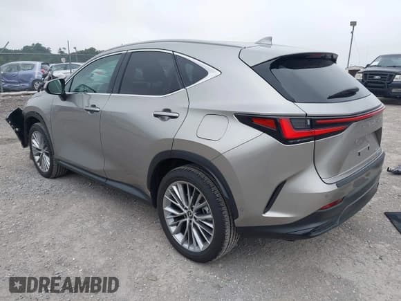 ✅ 2025 Lexus NX 350 Luxury • VIN: 2T2HGCEZ0SC062106 • Lot: 42604940. Wystawiony na IAAI z przebiegiem 3 775 mil. Bezpłatny archiwum sprzedaży aukcyjnych z USA i szczegółowy raport historii pojazdu na DreamBid. Zdjęcie 3.