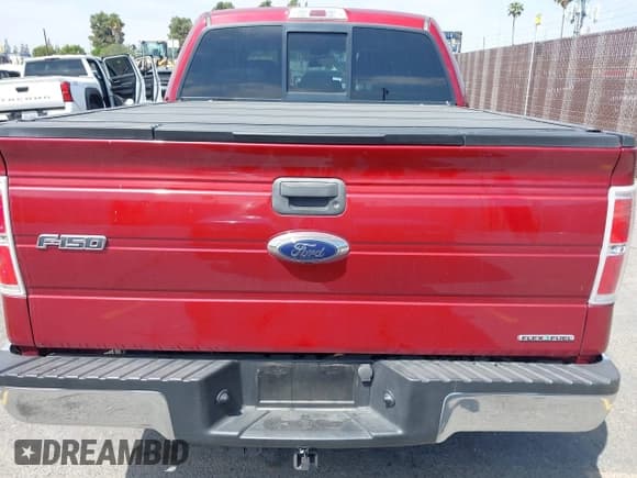 ✅ 2014 Ford F-150 STX • VIN: 1FTFW1CF2EKD32371 • Лот: 42261885. Опубликован ранее на IAAI с пробегом 98 847 миль. Бесплатный доступ к архиву аукционных продаж из США и подробный отчёт об истории автомобиля на DreamBid. Изображение 16.