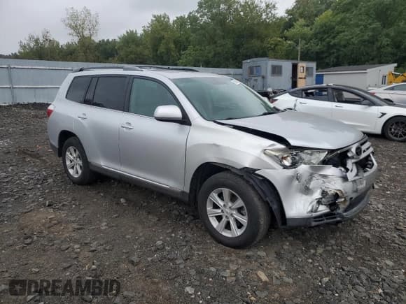 ✅ 2011 Toyota Highlander • VIN: 5TDBK3EH5BS062383 • Лот: 80079395. Опубликован ранее на Copart с пробегом 91 963 миль. Бесплатный доступ к архиву аукционных продаж из США и подробный отчёт об истории автомобиля на DreamBid. Изображение 4.