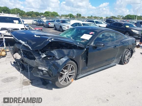 ✅ 2016 Ford Mustang EcoBoost • VIN: 1FA6P8TH8G5236307 • Lot: 42823503. Listed on IAAI with 140,028 mi. Free auction sales archive from the USA and detailed vehicle history report at DreamBid. Image 2.