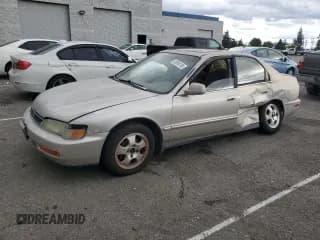 ✅ 1997 Honda Accord Special Edition • VIN: 1HGCD5608VA205008 • Лот: 92854185. Опубликован ранее на Copart с пробегом 164 095 миль. Бесплатный доступ к архиву аукционных продаж из США и подробный отчёт об истории автомобиля на DreamBid. Изображение 1.