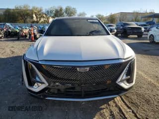 ✅ 2024 Cadillac LYRIQ Luxury • VIN: 1GYKPPRL6RZ121094 • Lot: 87086195. Wystawiony na Copart z przebiegiem 40 977 mil. Bezpłatny archiwum sprzedaży aukcyjnych z USA i szczegółowy raport historii pojazdu na DreamBid. Zdjęcie 5.