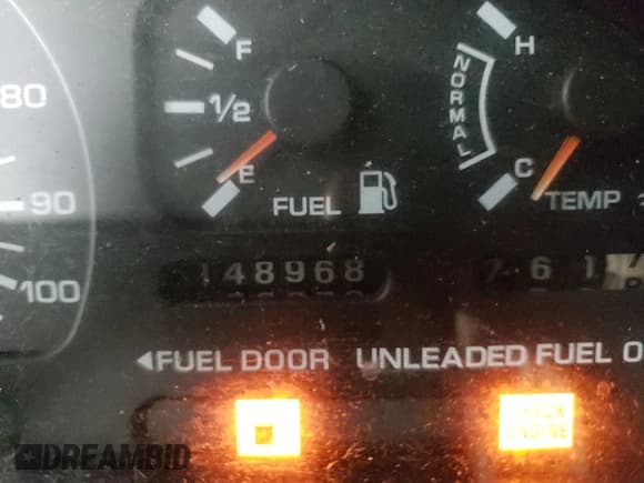 ✅ 1997 Nissan Quest XE • VIN: 4N2DN1118VD839682 • Lot: 58299874. Wystawiony na Copart z przebiegiem 148 968 mil. Bezpłatny archiwum sprzedaży aukcyjnych z USA i szczegółowy raport historii pojazdu na DreamBid. Zdjęcie 8.