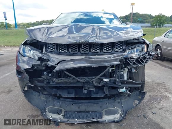 ✅ 2019 Jeep Grand Cherokee Upland • VIN: 1C4RJFAG6KC695105 • Lot: 43284609. Listed on IAAI with 73,349 mi. Free auction sales archive from the USA and detailed vehicle history report at DreamBid. Image 12.