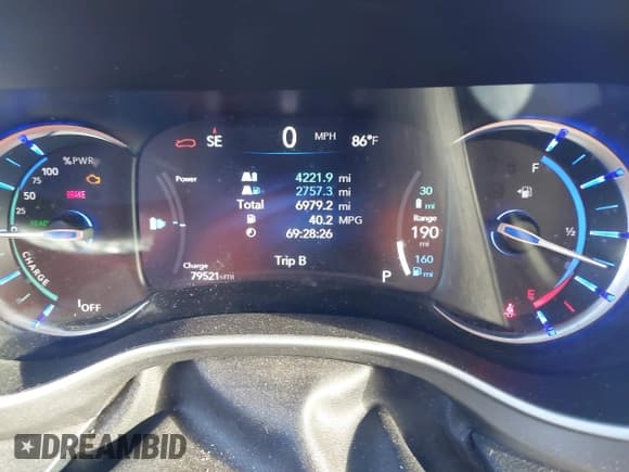 ✅ 2021 Chrysler Pacifica Hybrid Touring L • VIN: 2C4RC1L7XMR581385 • Lot: 43566058. Listed on IAAI with 6,979 mi. Free auction sales archive from the USA and detailed vehicle history report at DreamBid. Image 7.