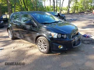 2016 Chevrolet Sonic LT с VIN 1G1JC6SB5G4183663, выставлен на аукционе IAAI как лот 42203145 с пробегом 138 645 миль миль и . История ставок и продаж доступна на DreamBid. Изображение 1.