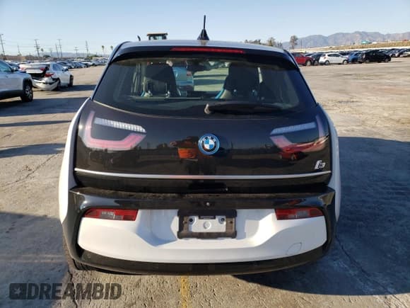 ✅ 2019 BMW i3 • VIN: WBY8P2C56K7E25901 • Лот: 71322772. Опубликован ранее на Copart с пробегом 21 790 миль. Бесплатный доступ к архиву аукционных продаж из США и подробный отчёт об истории автомобиля на DreamBid. Изображение 6.