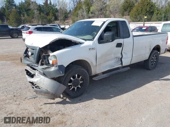 ✅ 2008 Ford F-150 XL • VIN: 1FTRF14W38KD70224 • Lot: 41849747. Wystawiony na IAAI z przebiegiem 171 970 mil. Bezpłatny archiwum sprzedaży aukcyjnych z USA i szczegółowy raport historii pojazdu na DreamBid. Zdjęcie 2.