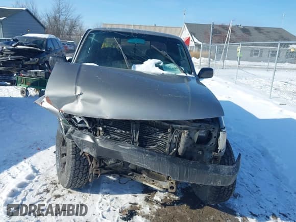 ✅ 1996 Toyota Tacoma • VIN: 4TAWM72NXTZ173679 • Lot: 41354969. Wystawiony na IAAI z przebiegiem 218 089 mil. Bezpłatny archiwum sprzedaży aukcyjnych z USA i szczegółowy raport historii pojazdu na DreamBid. Zdjęcie 12.