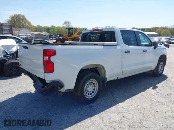 ✅ 2024 Chevrolet Silverado 1500 • VIN: 1GCPAAED5RZ254146 • Лот: 41591961. Опубликован ранее на IAAI с пробегом 12 092 миль. Бесплатный доступ к архиву аукционных продаж из США и подробный отчёт об истории автомобиля на DreamBid. Изображение 4.