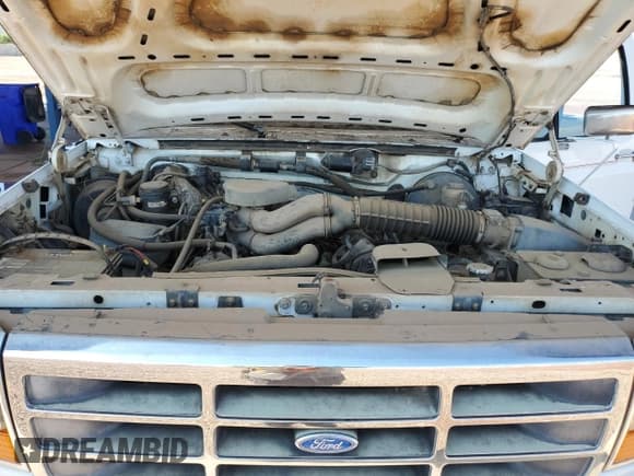 ✅ 1996 Ford Bronco Custom • VIN: 1FMEU15H5TLB70514 • Лот: 81452335. Опубликован ранее на Copart с пробегом 159 462 миль. Бесплатный доступ к архиву аукционных продаж из США и подробный отчёт об истории автомобиля на DreamBid. Изображение 11.