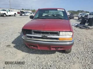 ✅ 2001 Chevrolet S-10 LS • VIN: 1GCDT19W718167982 • Лот: 47561025. Опубликован ранее на Copart с пробегом 226 440 миль. Бесплатный доступ к архиву аукционных продаж из США и подробный отчёт об истории автомобиля на DreamBid. Изображение 5.