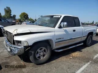 ✅ 1997 Dodge 1500 • VIN: 3B7HC13Z6VG825649 • Lot: 63810755. Listed on Copart with 219,746 mi. Free auction sales archive from the USA and detailed vehicle history report at DreamBid. Image 1.
