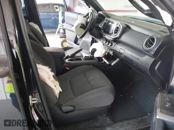 ✅ 2017 Toyota Tacoma SR5 • VIN: 5TFAZ5CN2HX047919 • Лот: 42396350. Опубликован ранее на IAAI с пробегом 47 485 миль. Бесплатный доступ к архиву аукционных продаж из США и подробный отчёт об истории автомобиля на DreamBid. Изображение 5.