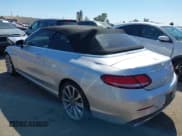 ✅ 2018 Mercedes-Benz C 300 • VIN: WDDWK4JB6JF754939 • Lot: 37406882. Wystawiony na IAAI z przebiegiem 73 043 mil. Bezpłatny archiwum sprzedaży aukcyjnych z USA i szczegółowy raport historii pojazdu na DreamBid. Zdjęcie 3.