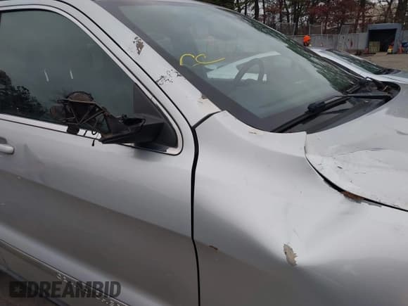 ✅ 2011 Jeep Grand Cherokee Laredo • VIN: 1J4RR4GG4BC671187 • Lot: 43777735. Listed on IAAI with 115,785 mi. Free auction sales archive from the USA and detailed vehicle history report at DreamBid. Image 6.