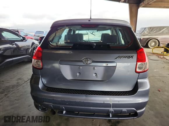 ✅ 2004 Toyota Matrix XR • VIN: 2T1KR32E14C281861 • Лот: 82744295. Опубликован ранее на Copart с пробегом Не указан. Бесплатный доступ к архиву аукционных продаж из США и подробный отчёт об истории автомобиля на DreamBid. Изображение 6.