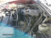 ✅ 2006 Mazda MX-5 Miata MX-5 • VIN: JM1NC25F260120719 • Lot: 43504805. Wystawiony na IAAI z przebiegiem 159 993 mil. Bezpłatny archiwum sprzedaży aukcyjnych z USA i szczegółowy raport historii pojazdu na DreamBid. Zdjęcie 12.