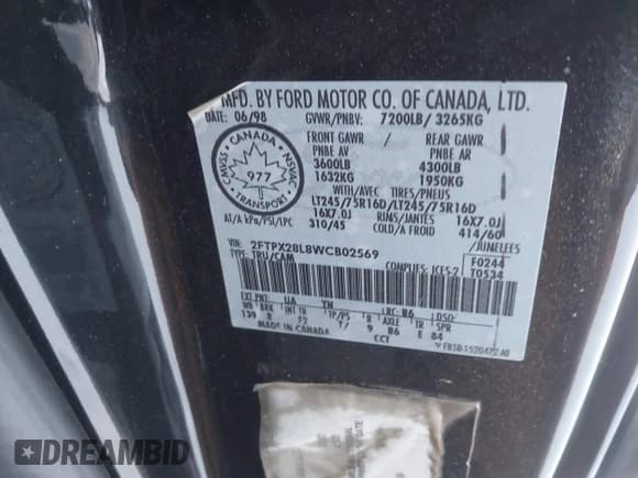 ✅ 1998 Ford F-250 • VIN: 2FTPX28L8WCB02569 • Lot: 41458634. Listed on IAAI with 195,384 mi. Free auction sales archive from the USA and detailed vehicle history report at DreamBid. Image 9.