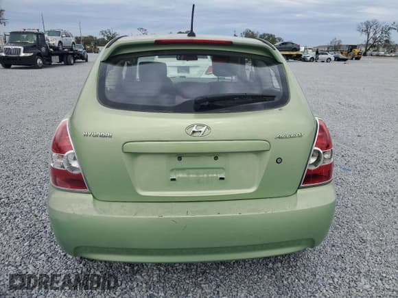 ✅ 2010 Hyundai Accent GS • VIN: KMHCM3AC8AU158734 • Лот: 88882225. Опубликован ранее на Copart с пробегом 151 016 миль. Бесплатный доступ к архиву аукционных продаж из США и подробный отчёт об истории автомобиля на DreamBid. Изображение 6.