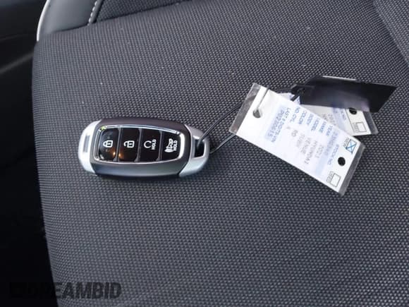 ✅ 2023 Hyundai Venue SEL • VIN: KMHRC8A36PU230615 • Lot: 40968132. Listed on IAAI with 5,435 mi. Free auction sales archive from the USA and detailed vehicle history report at DreamBid. Image 11.