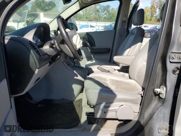 ✅ 2004 Saturn VUE V6 • VIN: 5GZCZ53484S851437 • Лот: 84903005. Опубликован ранее на Copart с пробегом Не указан. Бесплатный доступ к архиву аукционных продаж из США и подробный отчёт об истории автомобиля на DreamBid. Изображение 7.